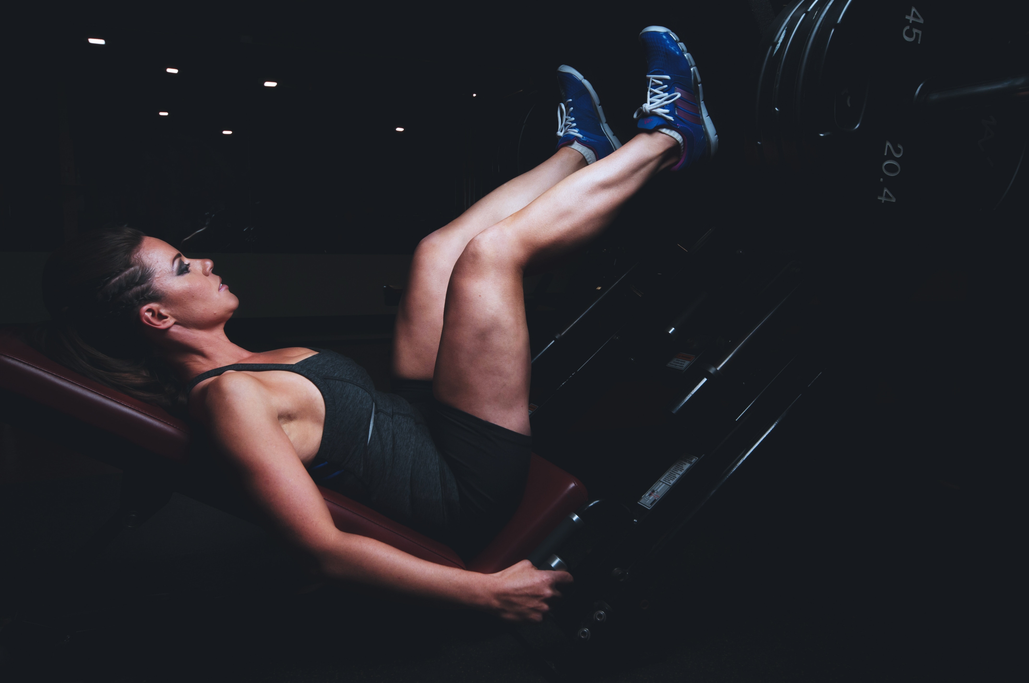 Working out at the gym should make you feel stronger and better, not weaker and broken down. Here are some tips for staying injury-free at the gym.