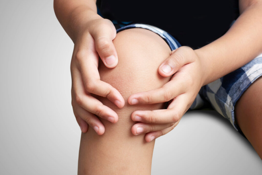 Child with knee pain